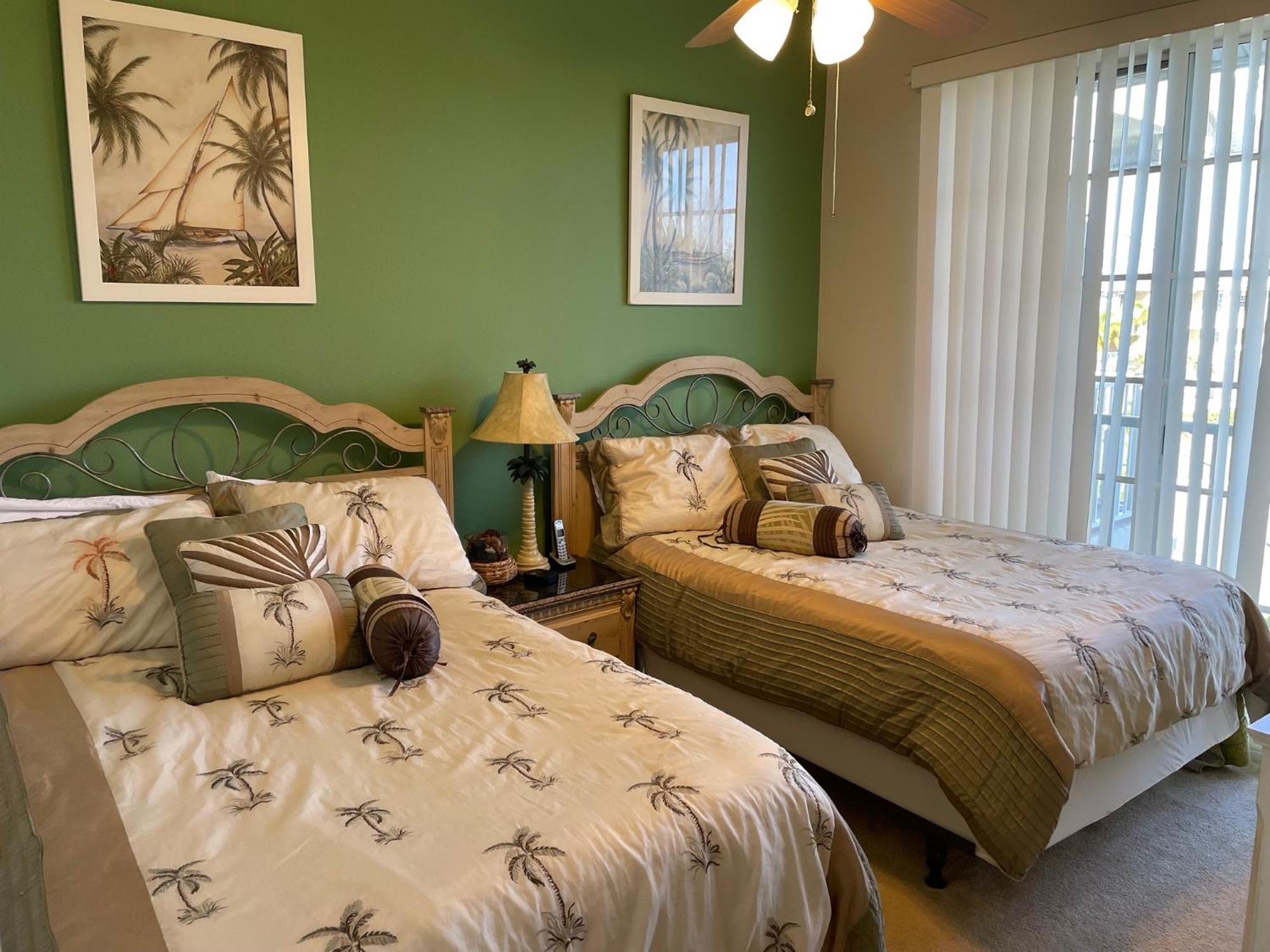 Beautiful New Luxury Townhome With Private Beach And Swimming Pools 러스킨 외부 사진